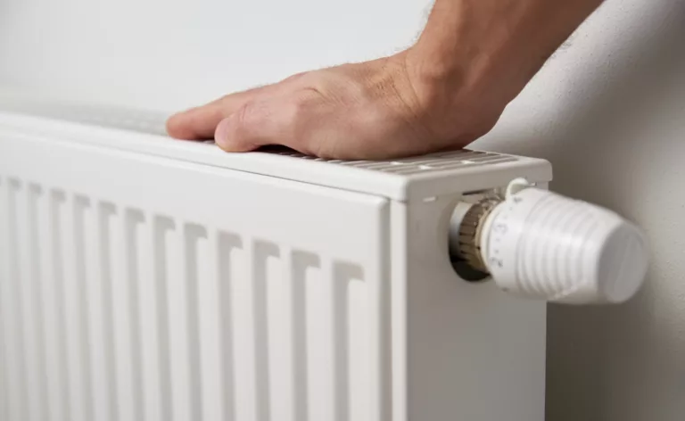 Radiateur chaud en haut mais froid en bas